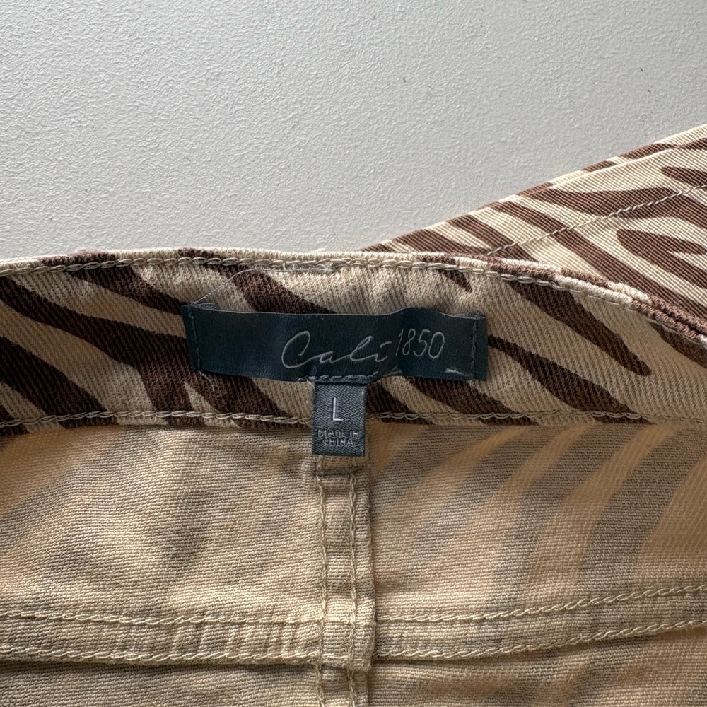 Animal Print Mini Skirt in Beige and Brown - Picture 4 of 4